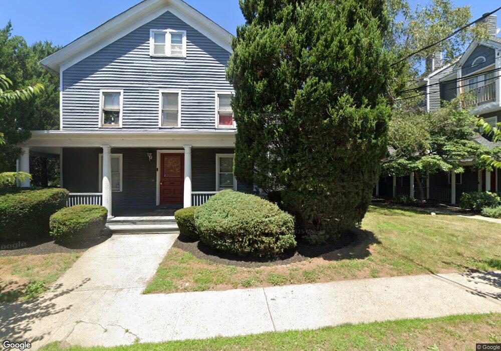 415 Blake St unit 415, New Haven, CT 06515 - photo 1