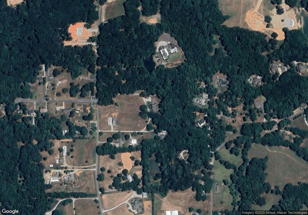 606 Hicks Rd, Canton, GA 30115 - photo 1