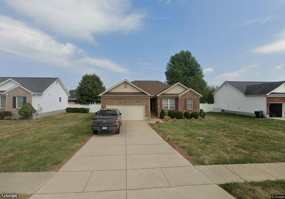 576 Helm Ln, Mount Washington, KY 40047 - photo 1