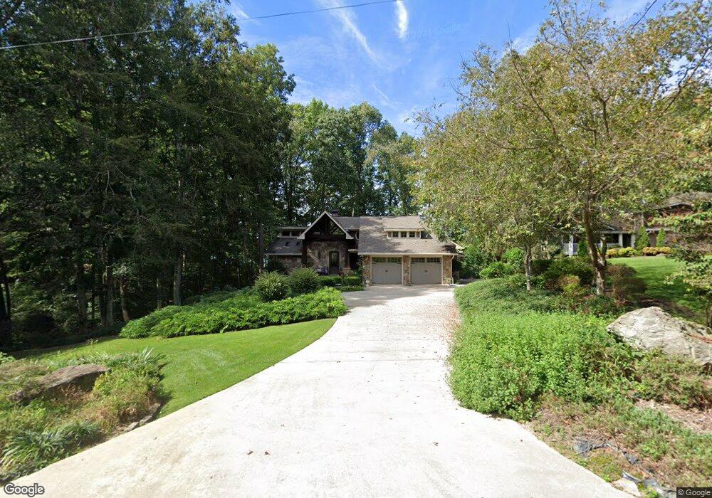 5990 Island View Dr, Buford, GA 30518 - photo 1