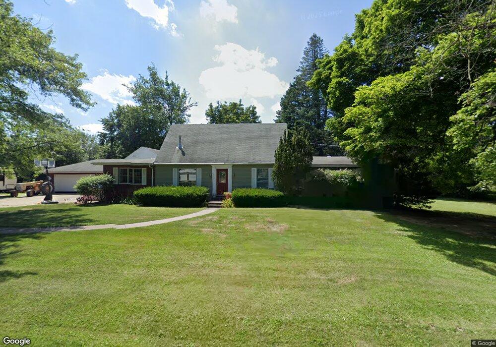 923 N Wildwood Ct, Peoria, IL 61604 - photo 1