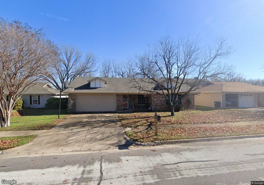 5640 Newman Dr, North Richland Hills, TX 76180 - photo 1