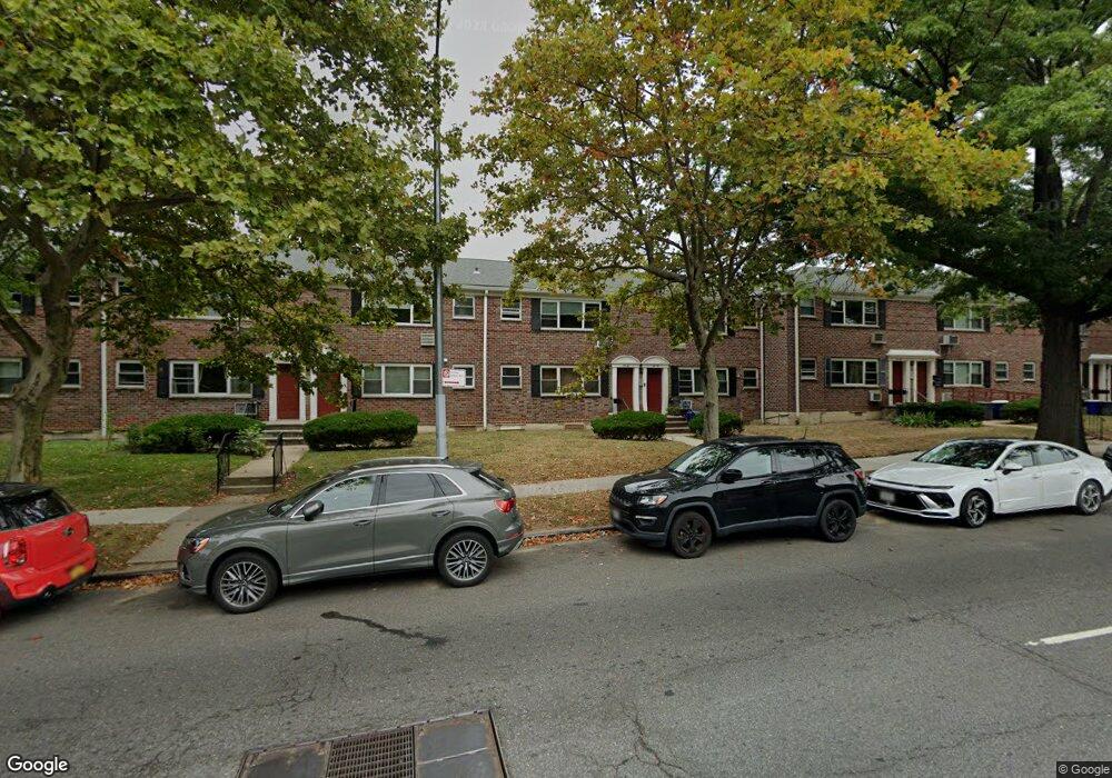 69-18 Melbourne Ave, Flushing, NY 11367 - photo 1