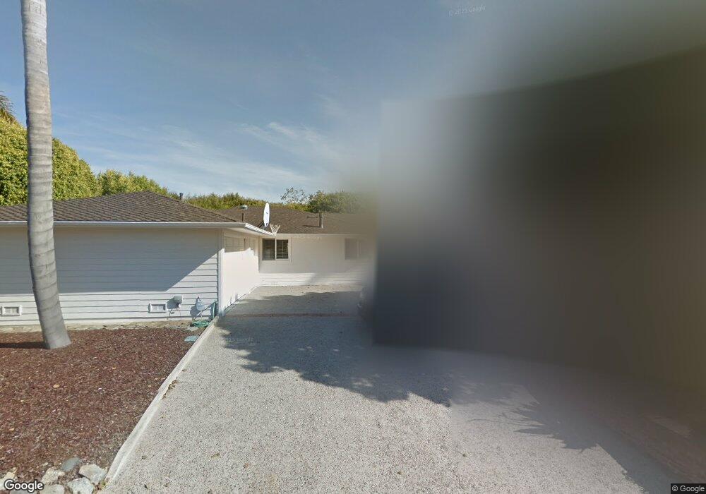 3906 Skyline Rd, Carlsbad, CA 92008 - photo 1