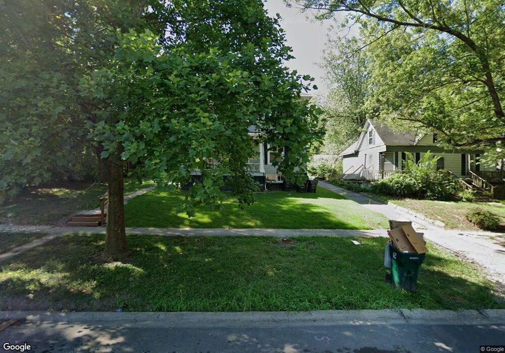 906 W Reed St, Moberly, MO 65270 - photo 1