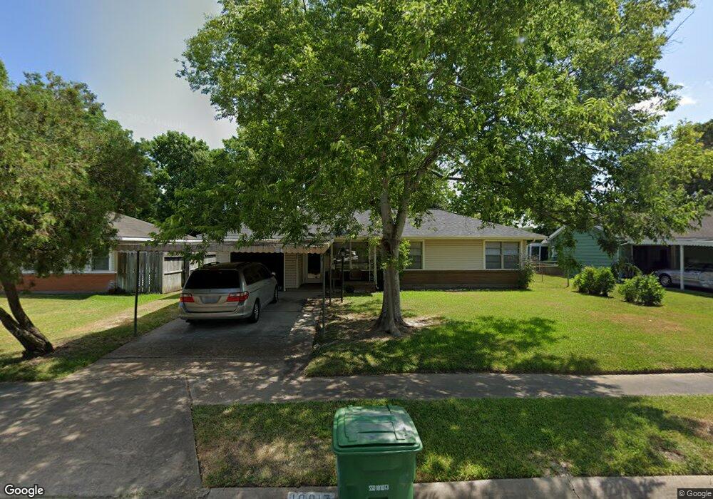 10917 Newton St, Houston, TX 77075 - photo 1