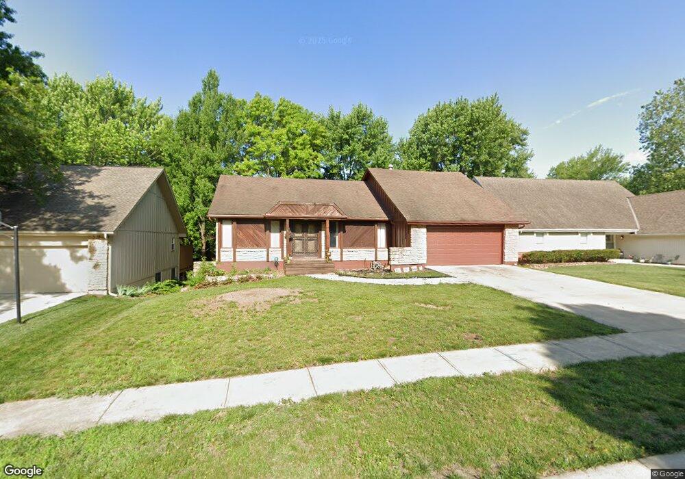 8210 Noland Rd, Lenexa, KS 66215 - photo 1