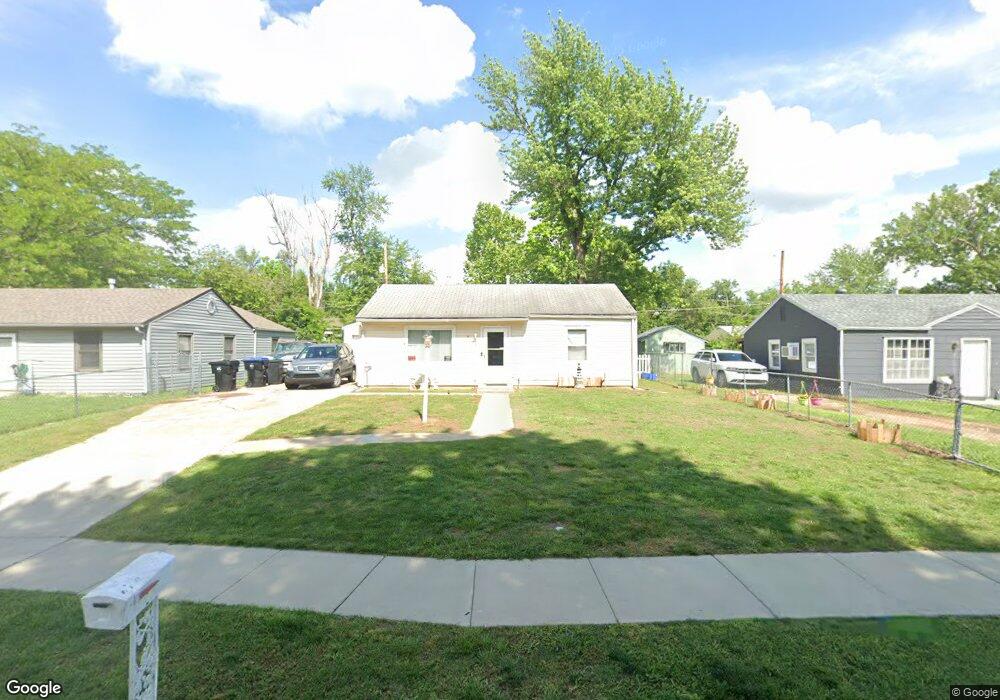 3524 SE Bryant St, Topeka, KS 66605 - photo 1