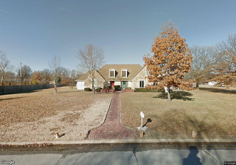 2907 Johnston Rd, Parsons, KS 67357 - photo 1