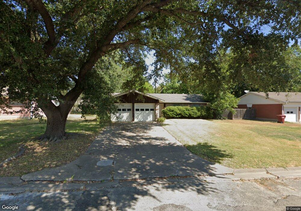 311 Glen Oaks Rd, Bonham, TX 75418 - photo 1