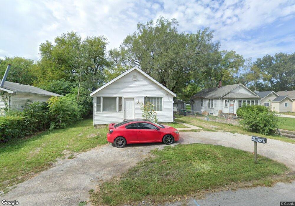 3205 Princeton Ave, Collinsville, IL 62234 - photo 1