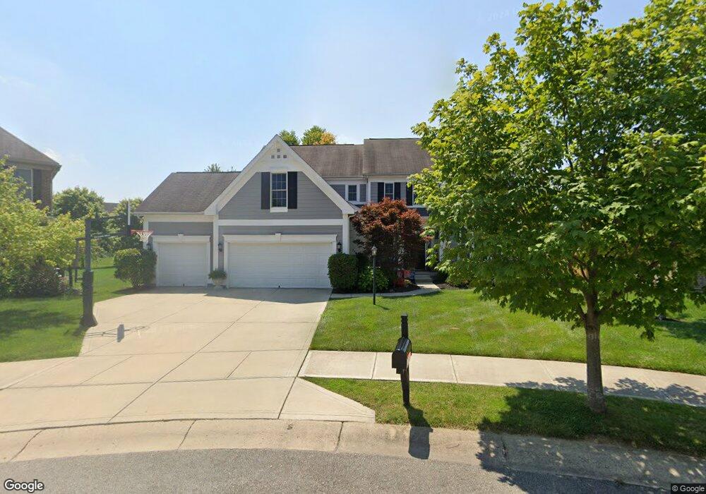 13670 Mallorn Cir, Fishers, IN 46038 - photo 1