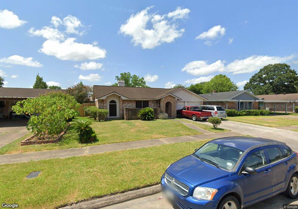9934 Kirkshire Dr, Houston, TX 77089 - photo 1