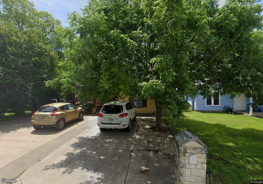 130 Peacock St, Cleburne, TX 76031 - photo 1