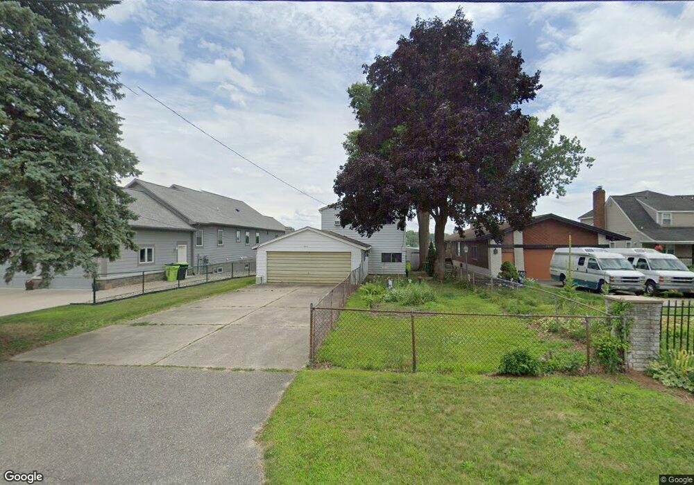 5195 Latimer St, West Bloomfield, MI 48324 - photo 1