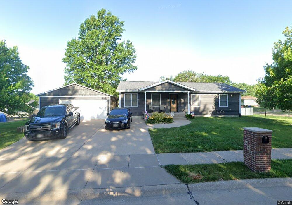 6118 W 61st Place, Davenport, IA 52806 - photo 1