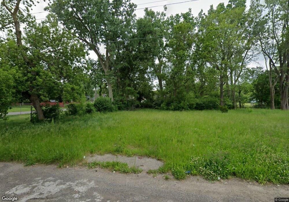 1141 Knickerbocker Ave, Flint, MI 48505 - photo 1