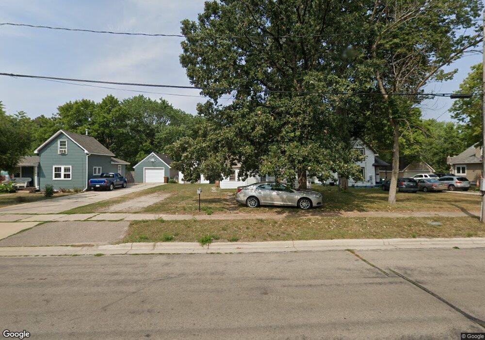 1102 4th St SE, Austin, MN 55912 - photo 1