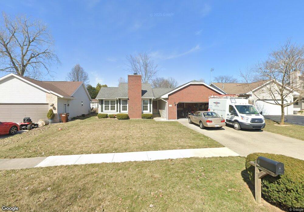 824 N Hill Trail, Findlay, OH 45840 - photo 1