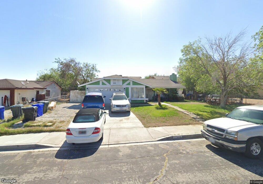 14418 Cactus Dr, Victorville, CA 92395 - photo 1