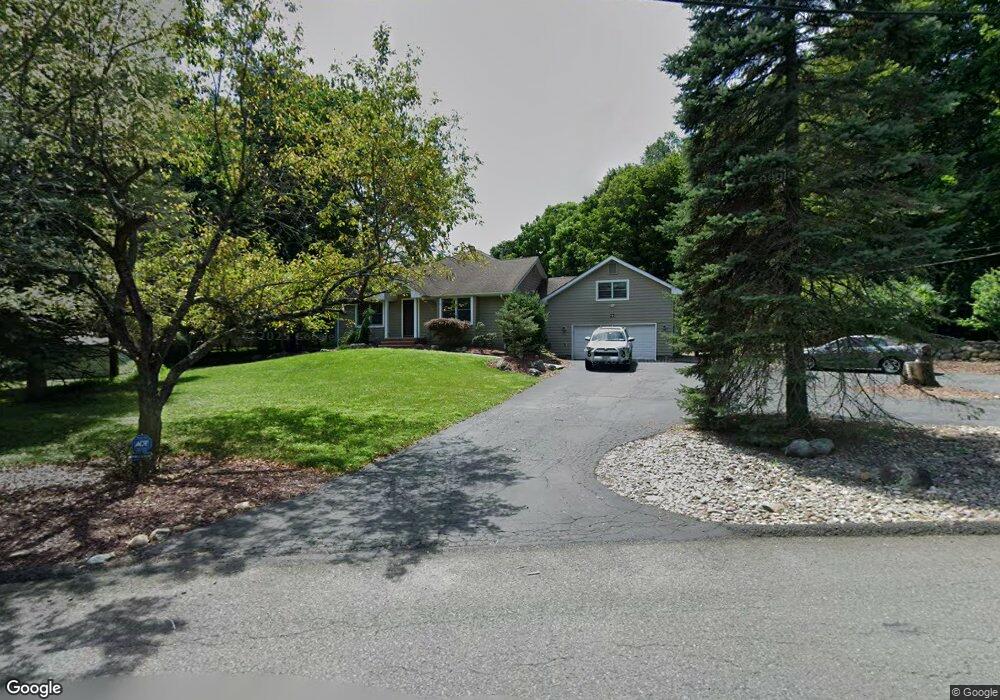 27 Provost Dr, Airmont, NY 10901 - photo 1