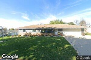 1218 Howard St, Aplington, IA 50604