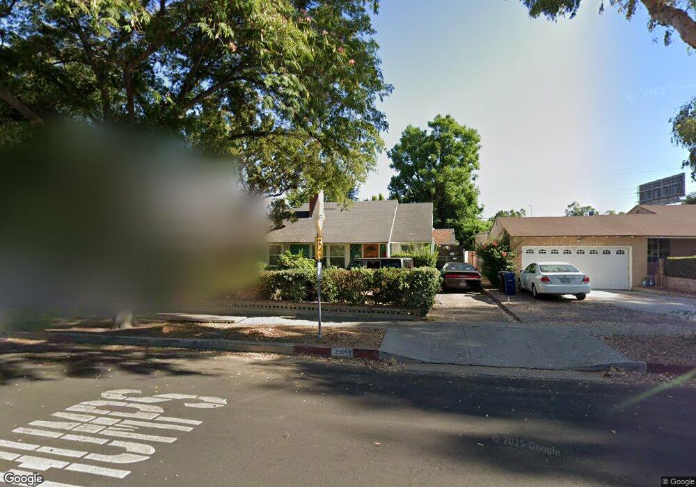 20959 Costanso St, Woodland Hills, CA 91364 - photo 1