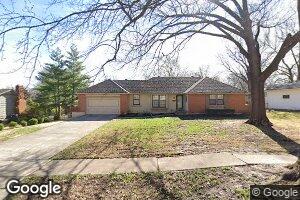 11115 Grand Ave, Kansas City, MO 64114