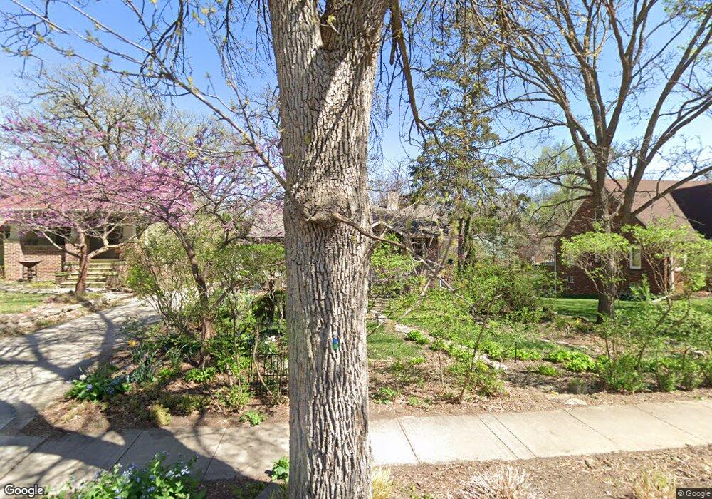 1515 42nd St, Des Moines, IA 50311 - photo 1