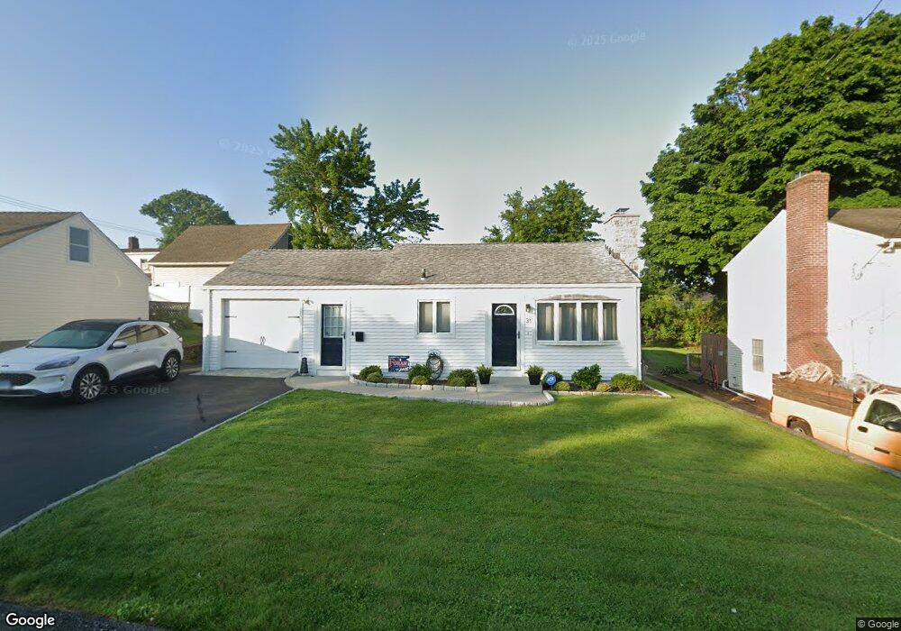 31 Dunbar Rd, Milford, CT 06460 - photo 1