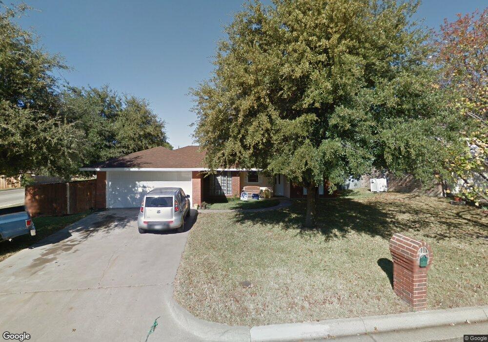 1112 Dirkson St, Weatherford, TX 76086 - photo 1