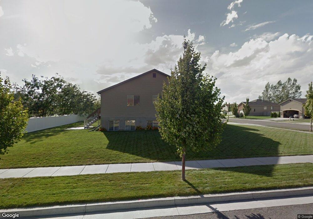 2084 S 1450 W, Woods Cross, UT 84087 - photo 1