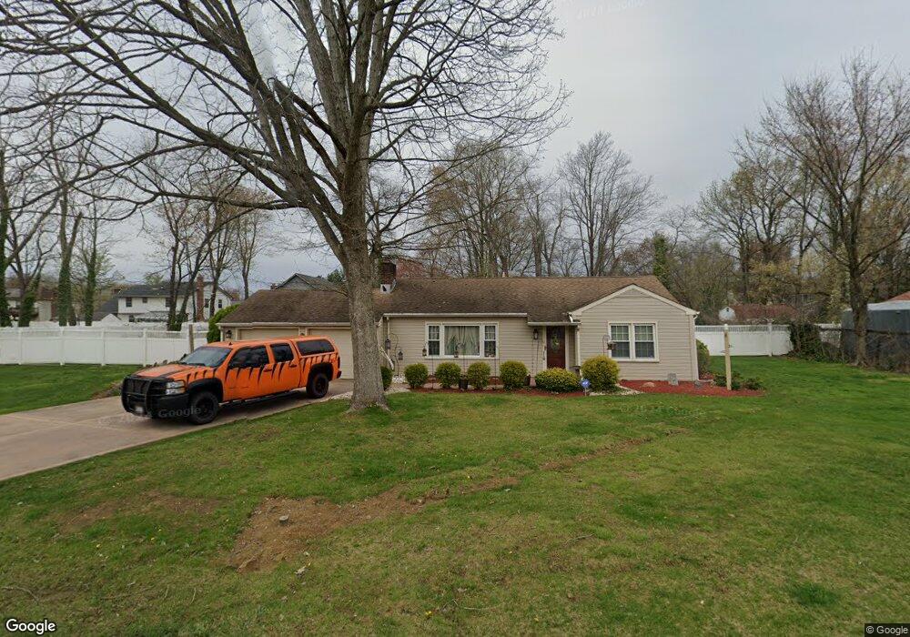 109 Hooton Rd, Mount Laurel, NJ 08054 - photo 1