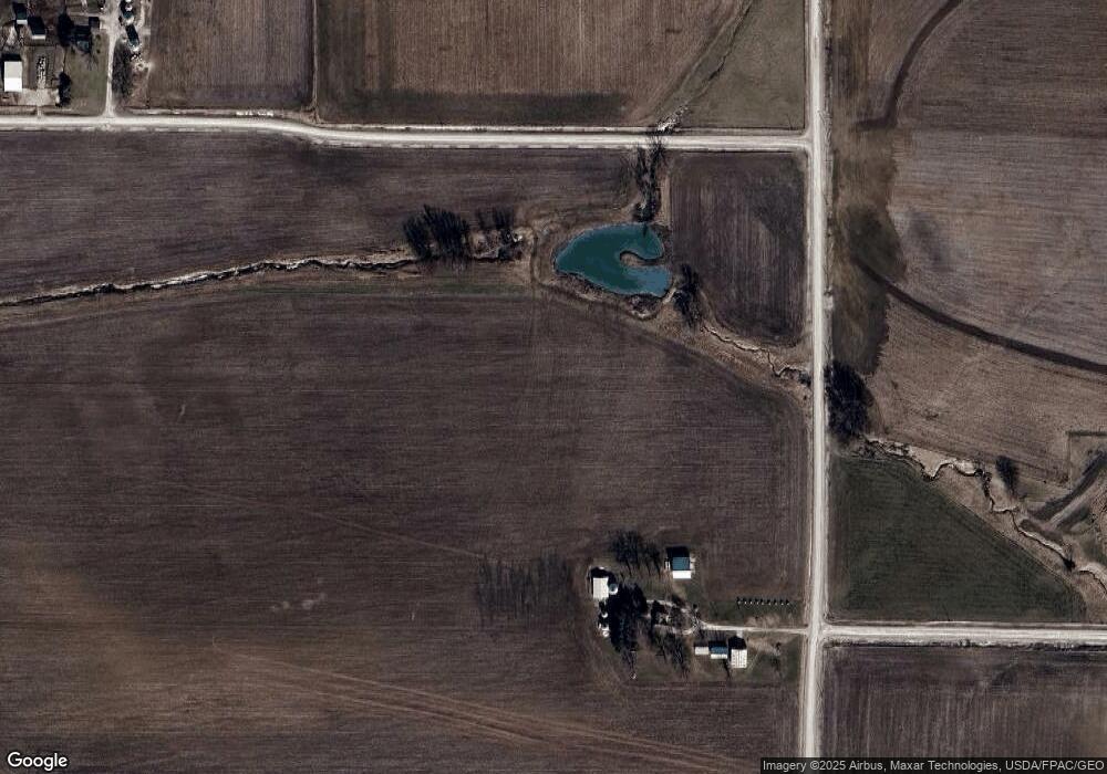 4800 Fairchild Rd, Center Point, IA 52213 - photo 1