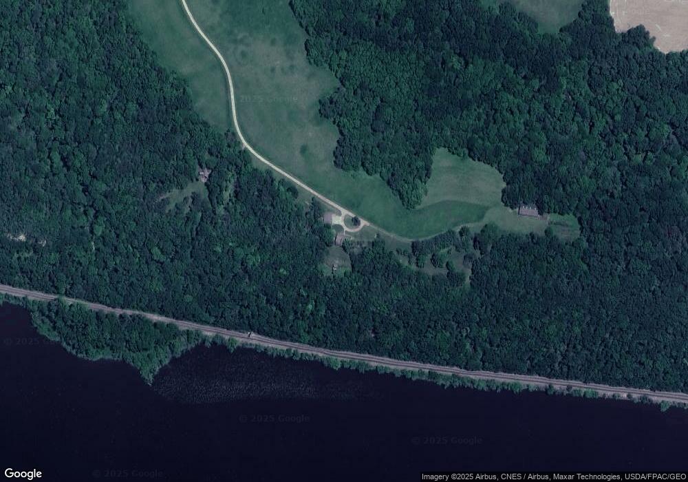 7285 State Road 133, Potosi, WI 53820 - photo 1