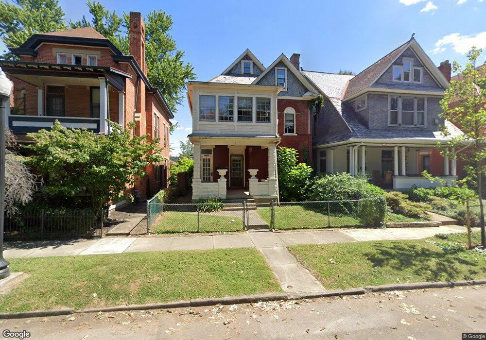 1338 Hunter Ave unit 338, Columbus, OH 43201 - photo 1