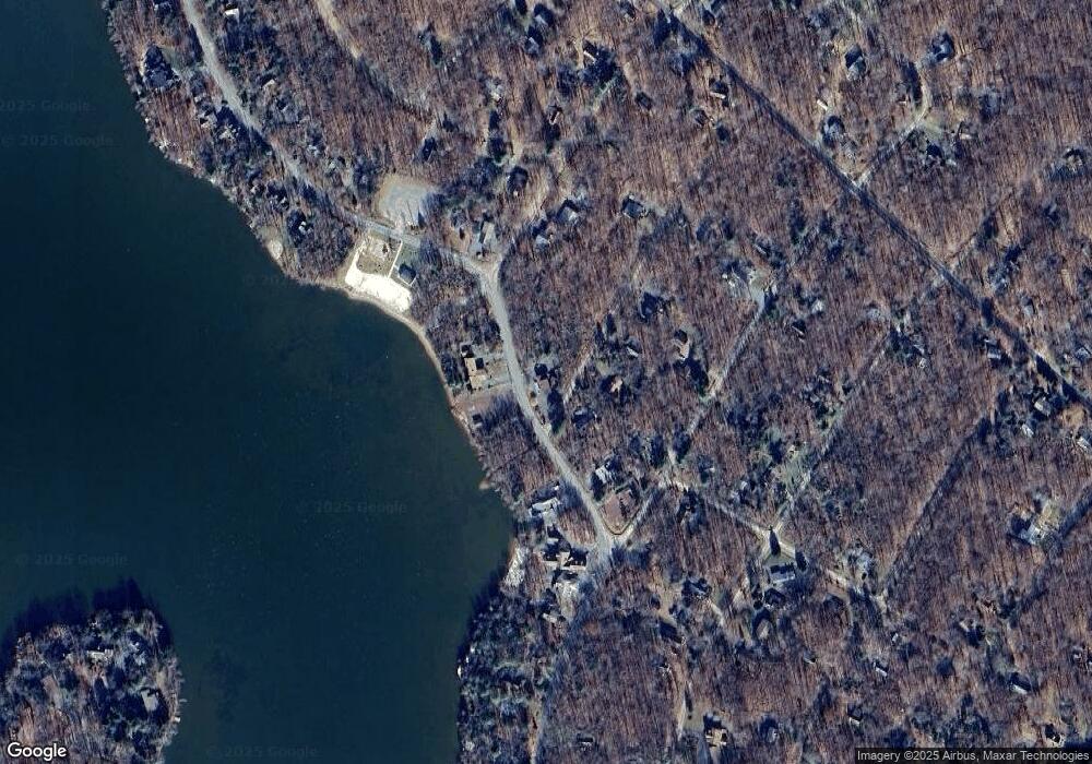 365 N Arrow Dr, Pocono Lake, PA 18347 - photo 1