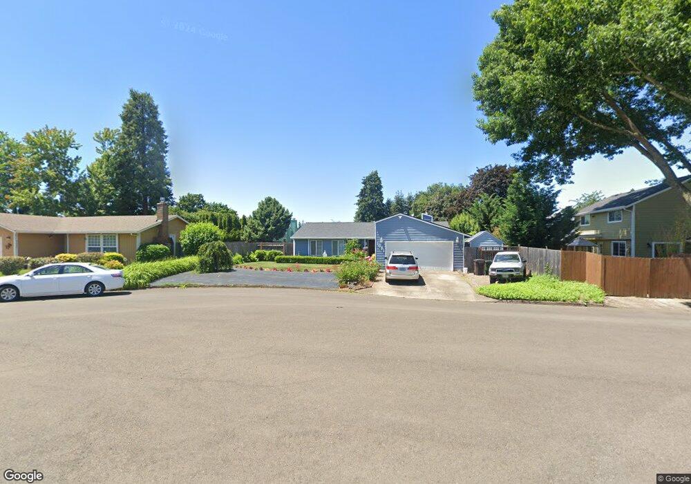 1031 S Holly Ct, Canby, OR 97013 - photo 1