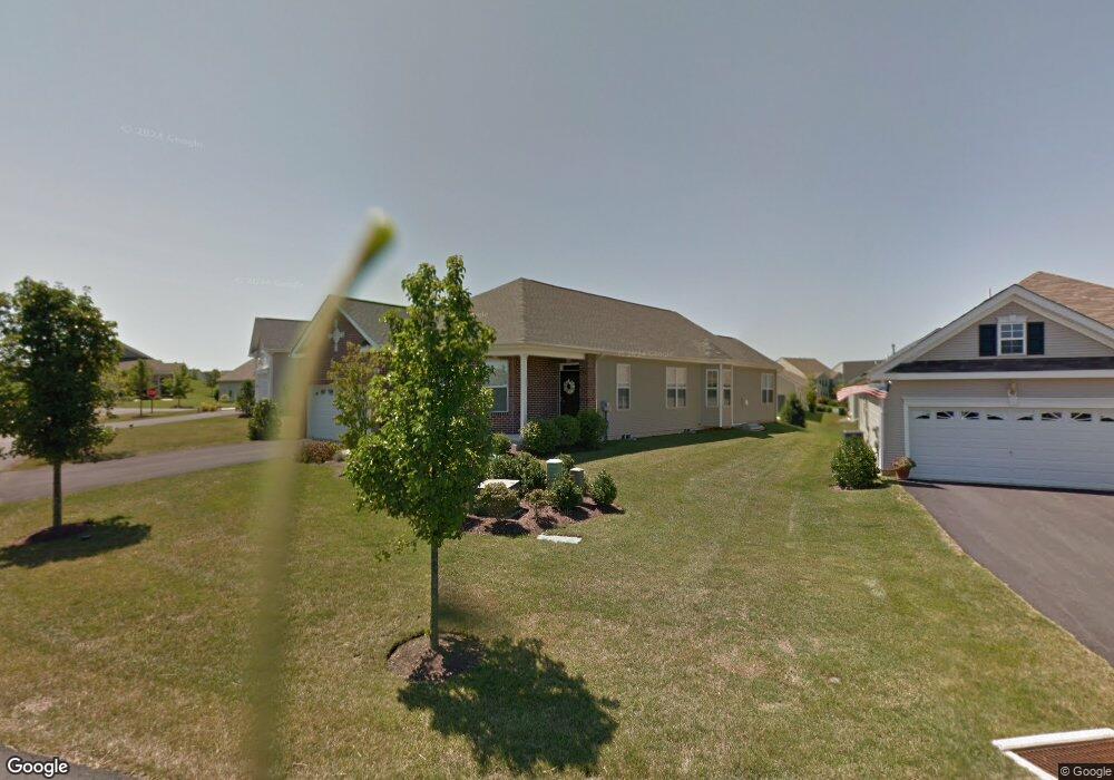 1802 Lakeside Ln unit 38, Macungie, PA 18062 - photo 1