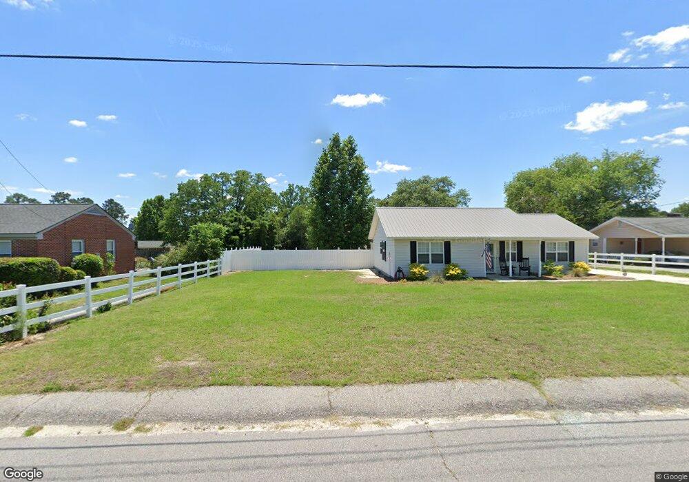 1504 Academy Dr, Camden, SC 29020 - photo 1