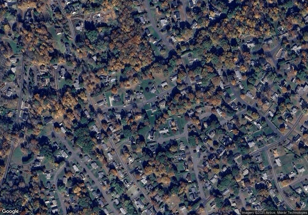 51 Ash Rd, Naugatuck, CT 06770 - photo 1