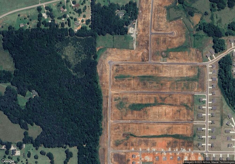 295 Oliver Dr, Locust Grove, GA 30248 - photo 1