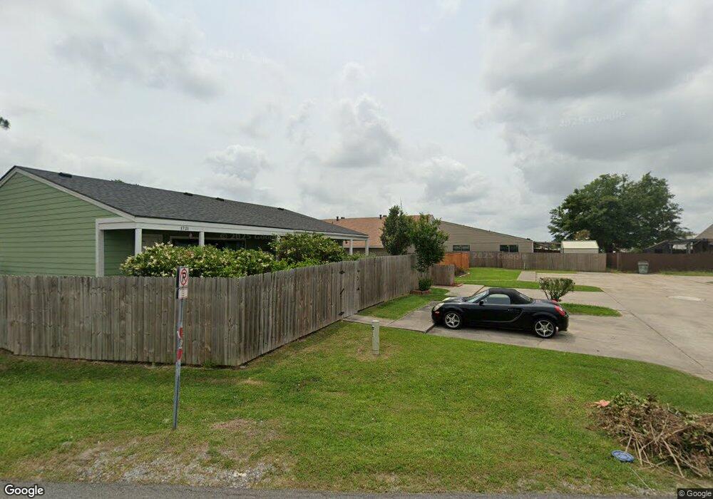 1725 Fox Run Dr, Lake Charles, LA 70605 - photo 1