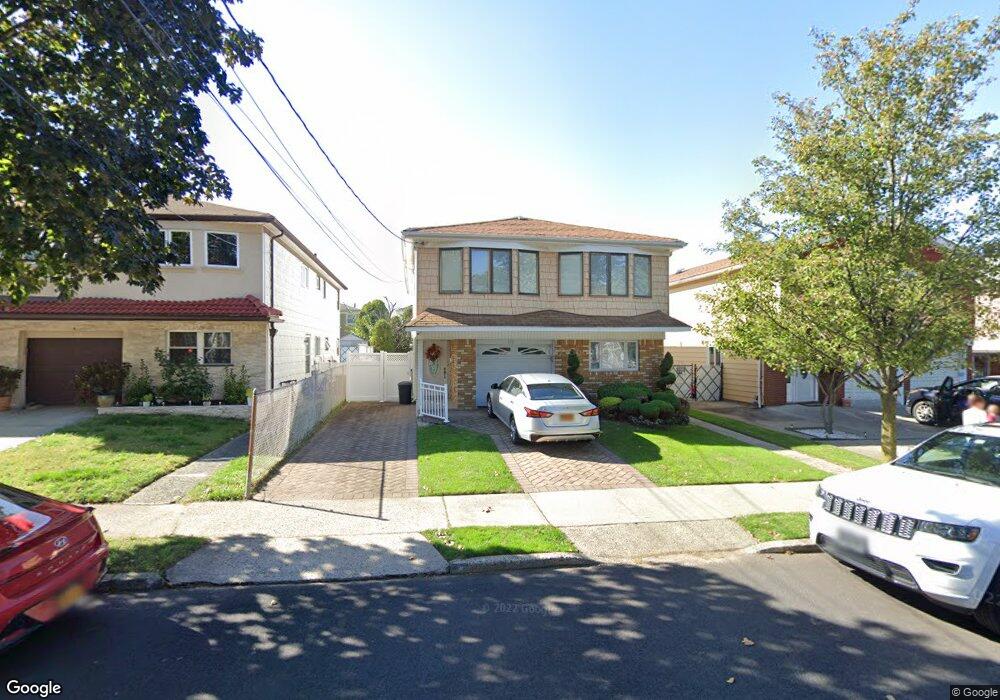 130 Woodbine Ave, Staten Island, NY 10314 - photo 1