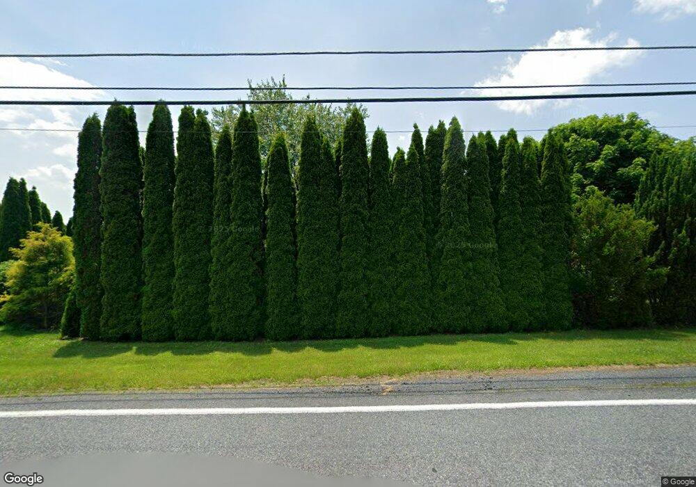 3003 Whitetail Deer Dr, Bath, PA 18014 - photo 1