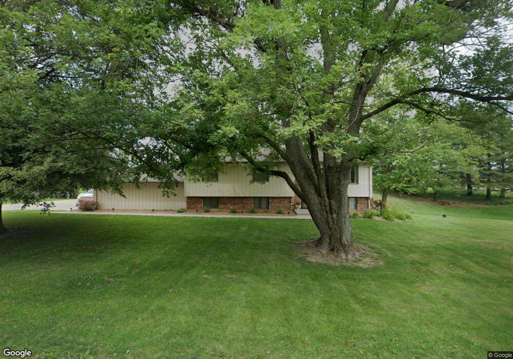 103 Leland Lake Dr, Jacksonville, IL 62650 - photo 1