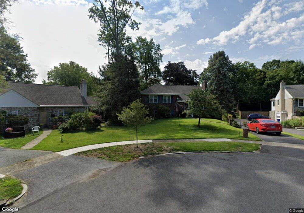 24 Dartmouth Cir, Swarthmore, PA 19081 - photo 1