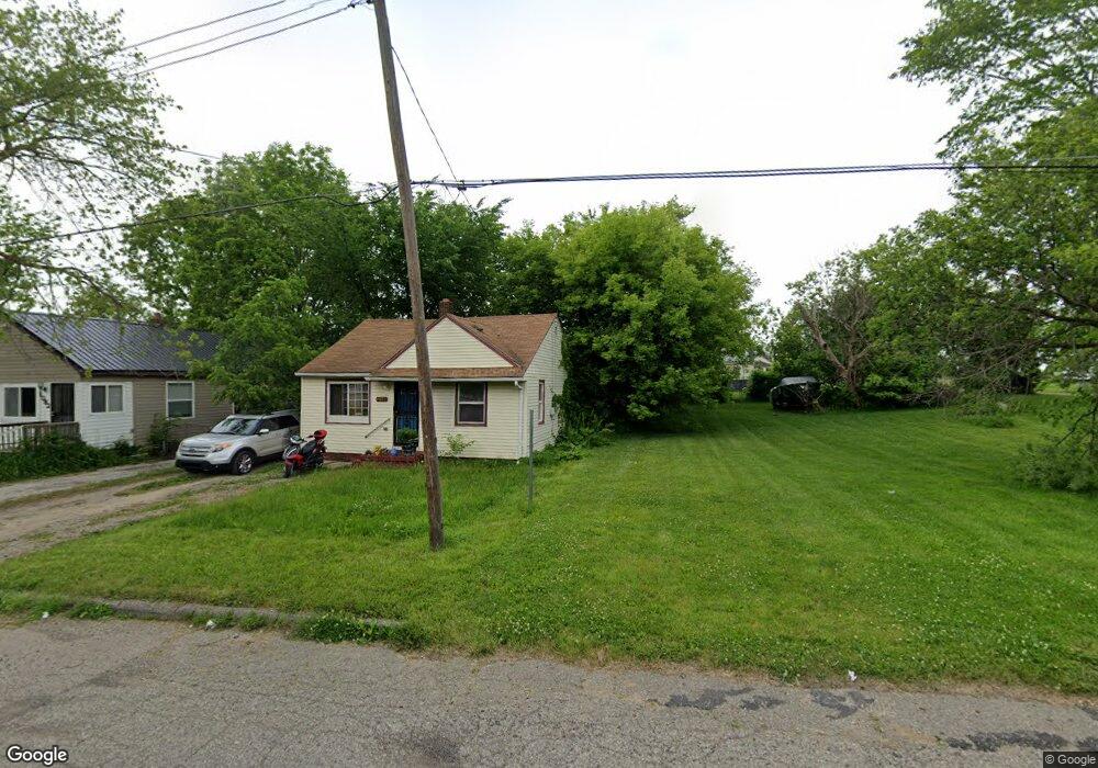 1074 W Juliah Ave, Flint, MI 48505 - photo 1