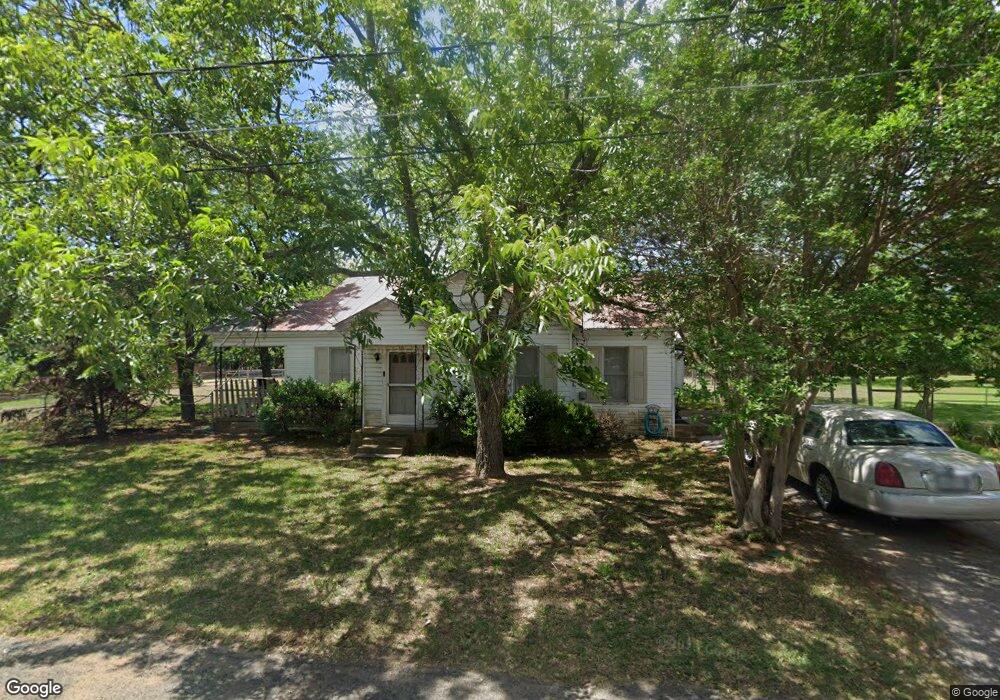 707 Winfred St, Fredericksburg, TX 78624 - photo 1