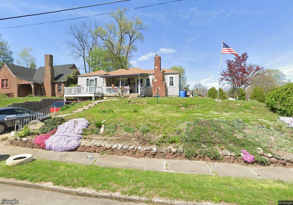 2028 W 12th St, Anderson, IN 46016 - photo 1